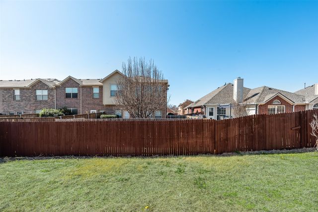 1438 Wellesley Drive, Lewisville, TX 75067