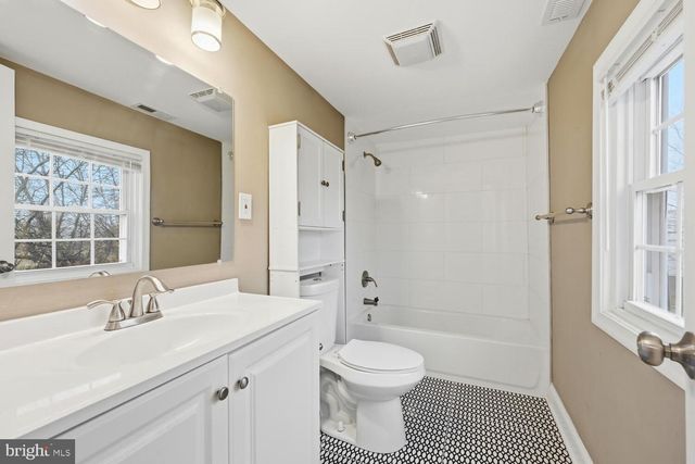 21524 CHICKEN POINT RD, Tilghman, MD 21671