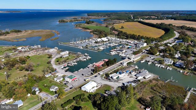 21524 CHICKEN POINT RD, Tilghman, MD 21671