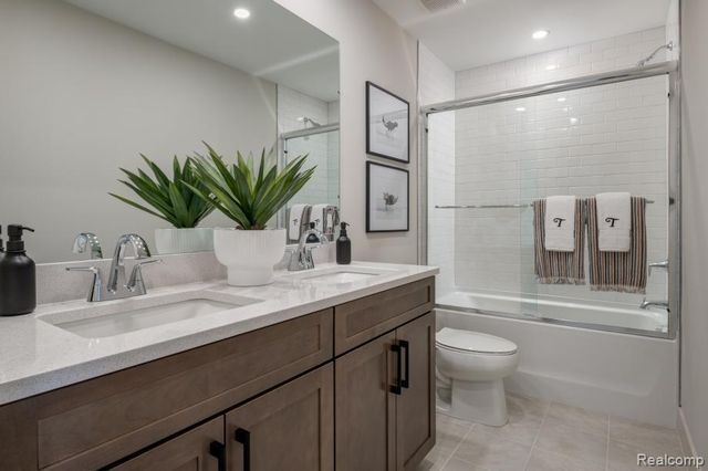 5398 Poppydrew Lane 7, Pittsfield Charter Township, MI 48108