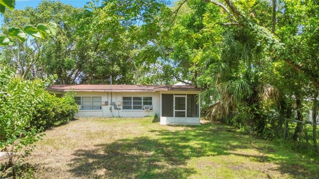 5209 9TH STREET, Zephyrhills, FL 33542