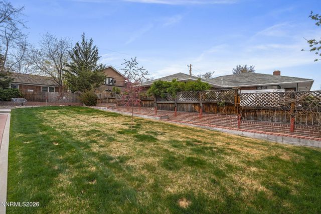 201 Sunnyside Drive, Reno, NV 89503