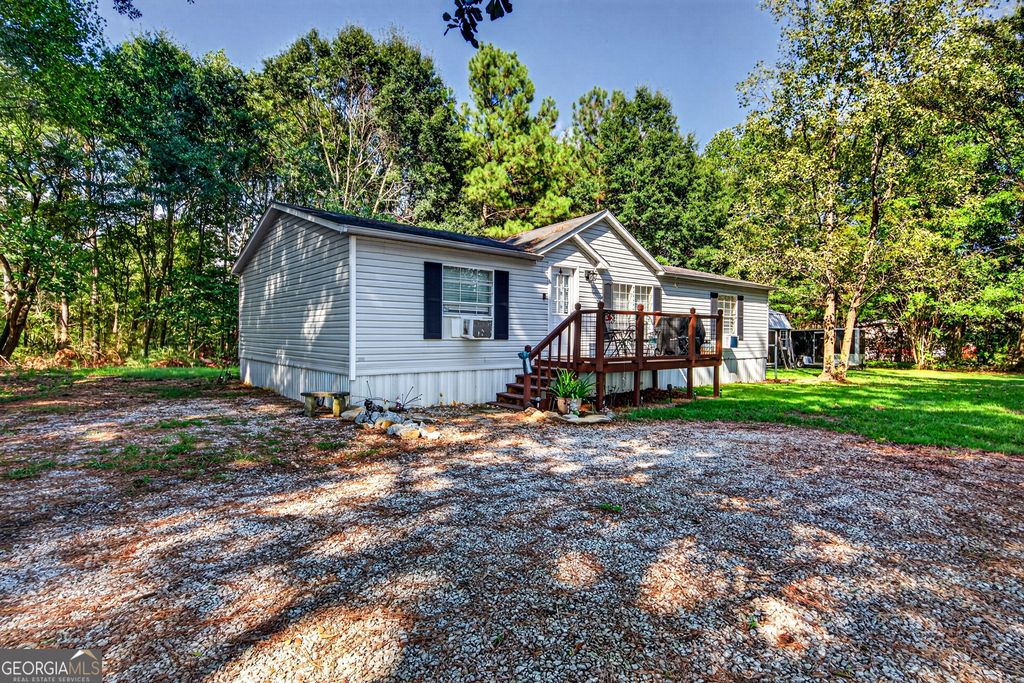 1183 Gumlog Road, Martin, GA 30557 — photo 2
