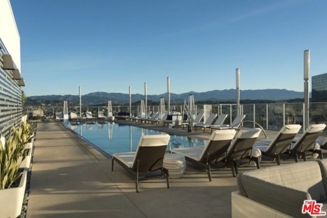 3033 Wilshire Boulevard 1407, Los Angeles, CA 90010