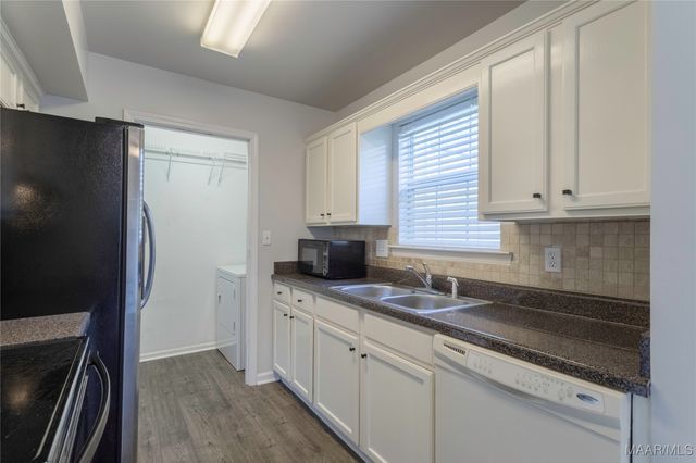 121 Willow Point Lane, Alabaster, AL 35007