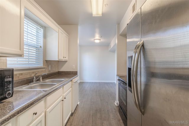 121 Willow Point Lane, Alabaster, AL 35007