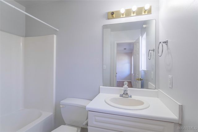 121 Willow Point Lane, Alabaster, AL 35007