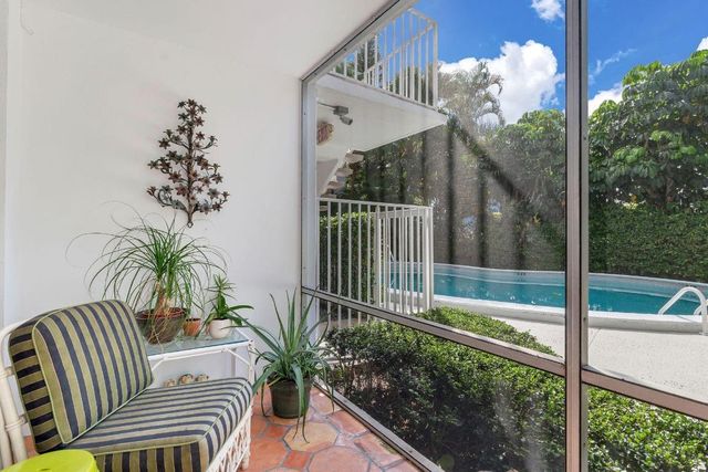 401 Peruvian Avenue 1050, Palm Beach, FL 33480