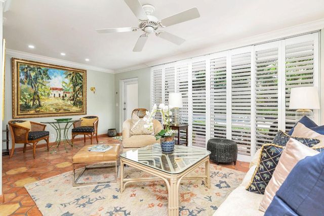 401 Peruvian Avenue 1050, Palm Beach, FL 33480