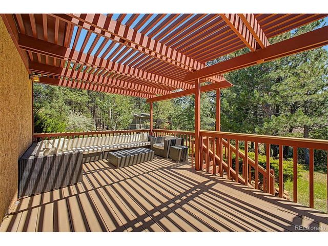 725 Country Dr, Monument, CO 80132