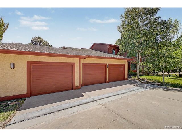 725 Country Dr, Monument, CO 80132