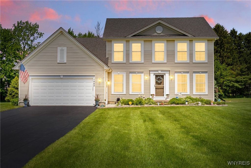 1660 Shallow Creek Trail, Webster, NY 14580