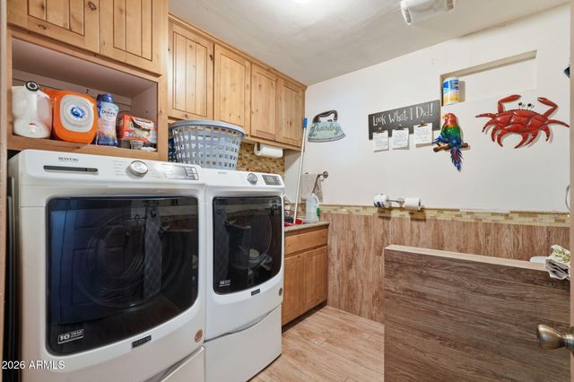654 S COPPER Drive, Apache Junction, AZ 85120