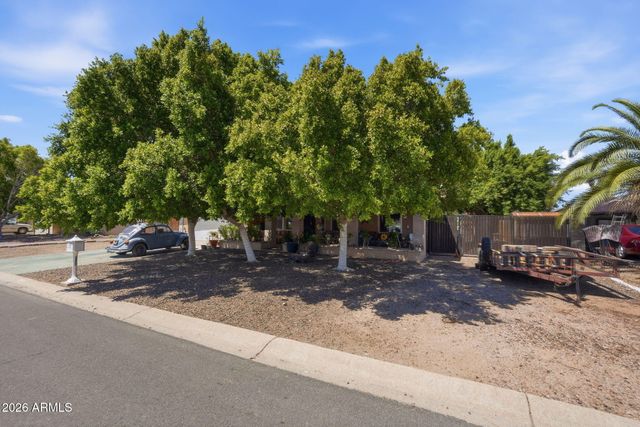 654 S COPPER Drive, Apache Junction, AZ 85120
