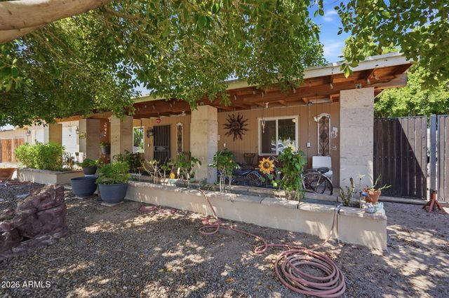 654 S COPPER Drive, Apache Junction, AZ 85120