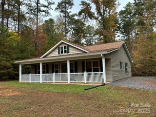 369 Pinecrest Circle, Troy, NC 27371