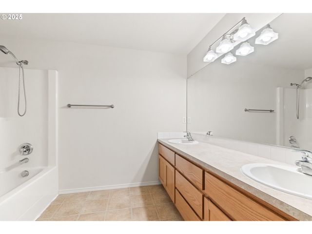 3204 S 2ND Way, Ridgefield, WA 98642