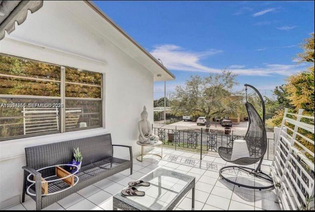 921 E 18th St 2, Hialeah, FL 33013