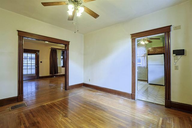 1942 Eastern Avenue, Covington, KY 41014
