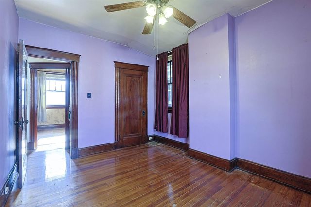 1942 Eastern Avenue, Covington, KY 41014