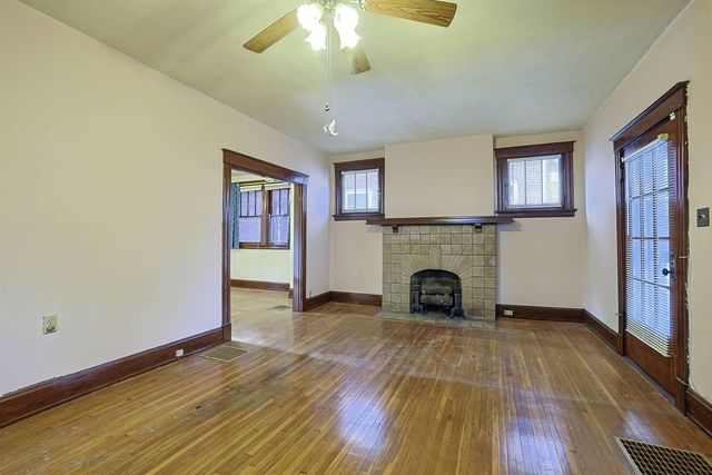 1942 Eastern Avenue, Covington, KY 41014