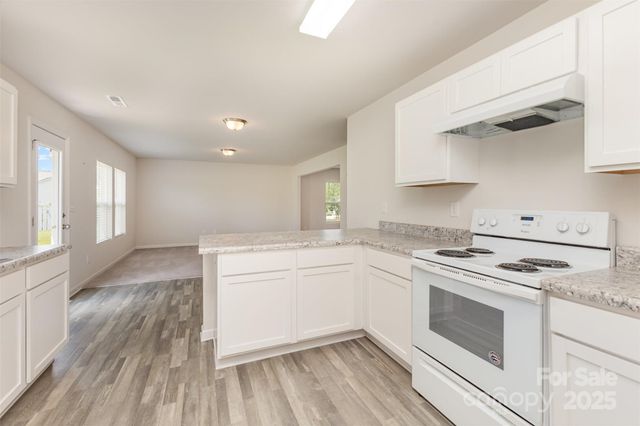 646 Scarlet Leaf Lane, Oakboro, NC 28129