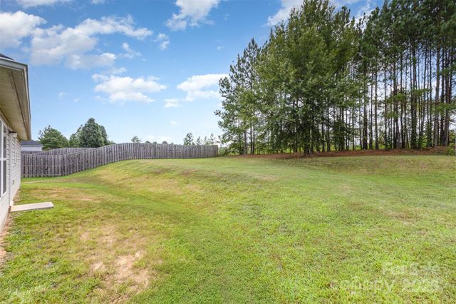 646 Scarlet Leaf Lane, Oakboro, NC 28129