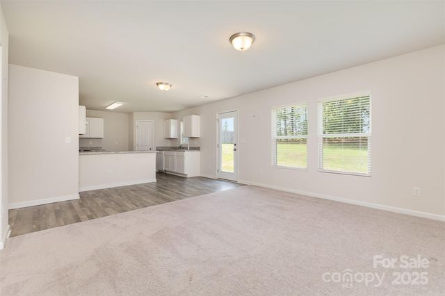646 Scarlet Leaf Lane, Oakboro, NC 28129