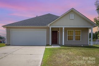646 Scarlet Leaf Lane, Oakboro, NC 28129