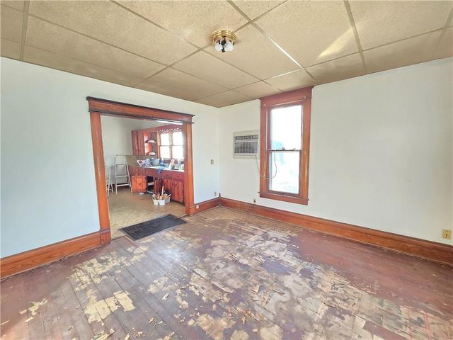 329 W 1st Street, Cherryvale, KS 67335