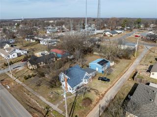 408 NE Main Street, Gravette, AR 72736
