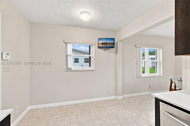 1431 NW 85th Way, Plantation, FL 33322