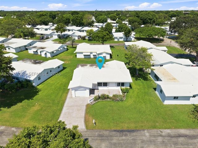 1431 NW 85th Way, Plantation, FL 33322