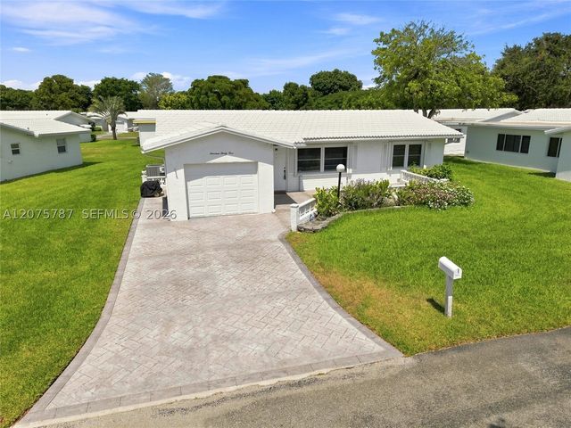 1431 NW 85th Way, Plantation, FL 33322