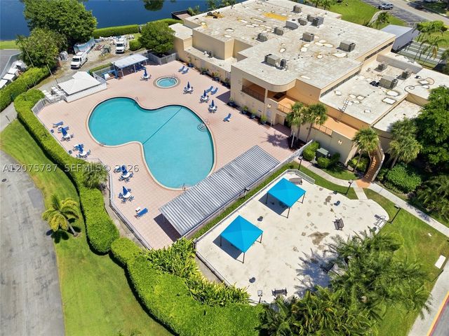 1431 NW 85th Way, Plantation, FL 33322