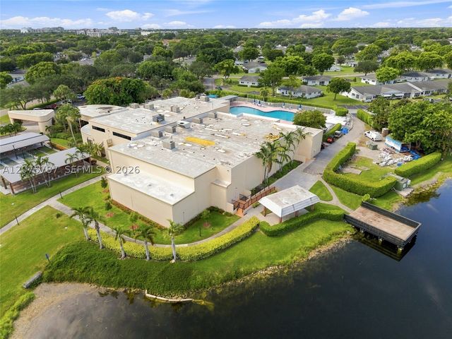 1431 NW 85th Way, Plantation, FL 33322