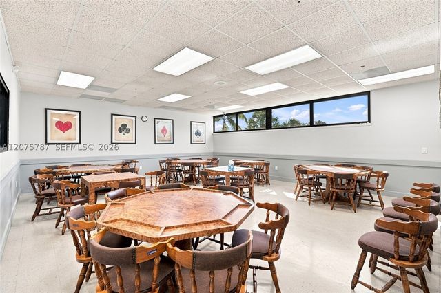 1431 NW 85th Way, Plantation, FL 33322