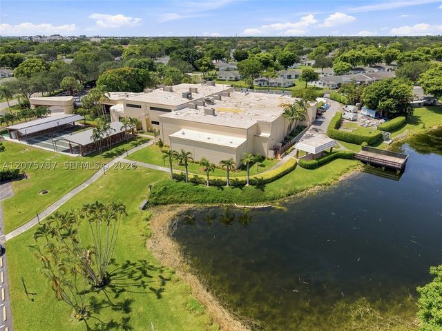 1431 NW 85th Way, Plantation, FL 33322