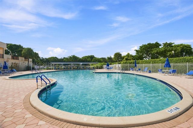 1431 NW 85th Way, Plantation, FL 33322