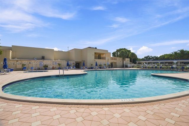 1431 NW 85th Way, Plantation, FL 33322