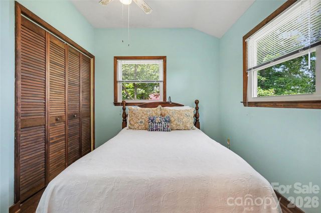 3526 Dogwood Lane, Morganton, NC 28655
