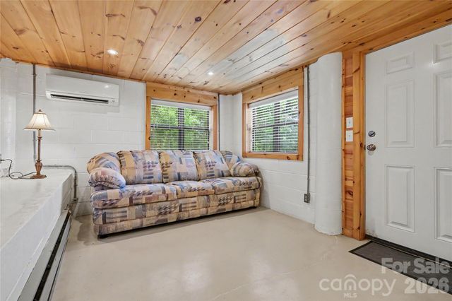 3526 Dogwood Lane, Morganton, NC 28655