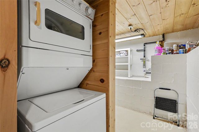 3526 Dogwood Lane, Morganton, NC 28655