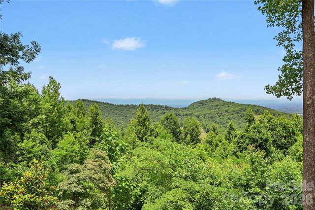 3526 Dogwood Lane, Morganton, NC 28655