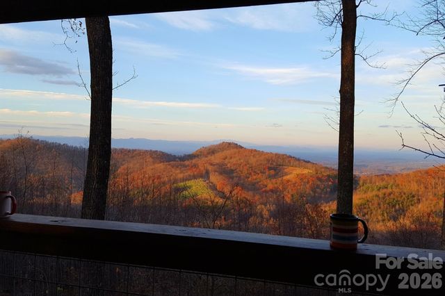 3526 Dogwood Lane, Morganton, NC 28655