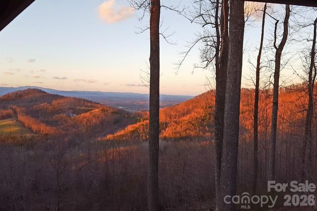 3526 Dogwood Lane, Morganton, NC 28655