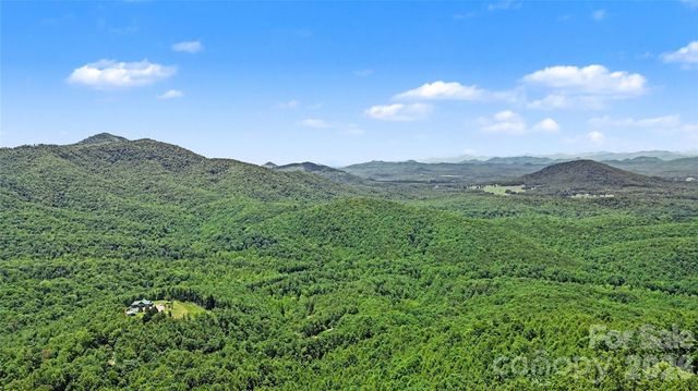3526 Dogwood Lane, Morganton, NC 28655