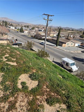 14146 Rodeo Drive, Victorville, CA 92395