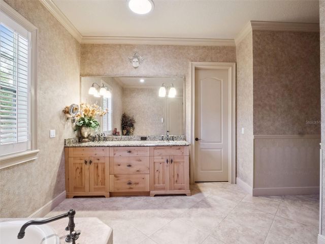 1490 LAKESHORE DRIVE, Mount Dora, FL 32757