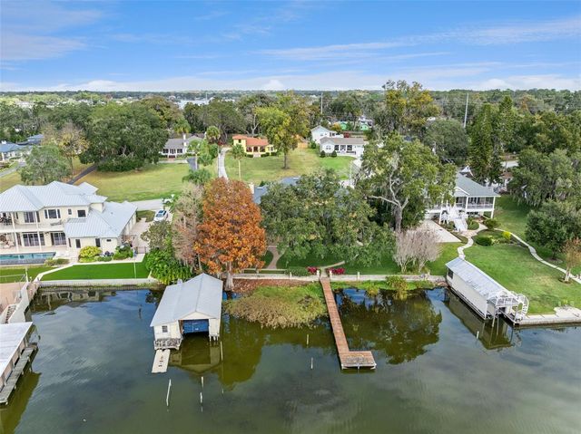 1490 LAKESHORE DRIVE, Mount Dora, FL 32757